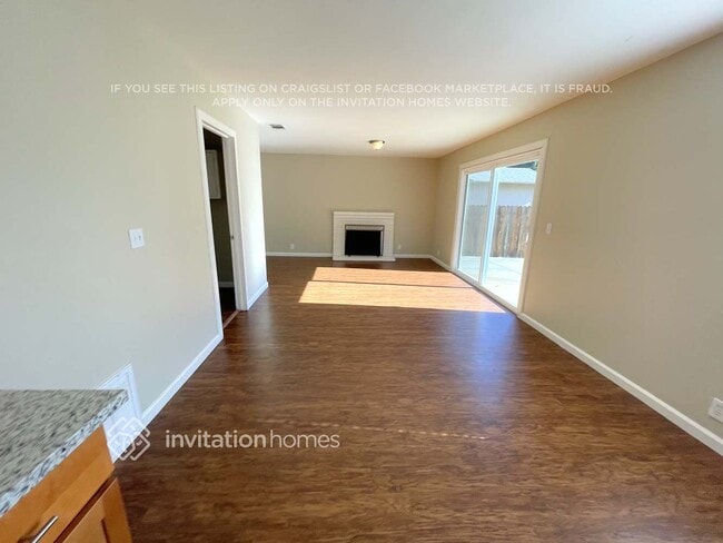 Photo - 1870 Woodglen Ln