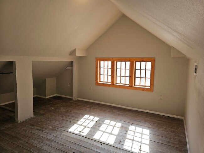 Photo - 311 E Robert St Unit 1 (Loft)