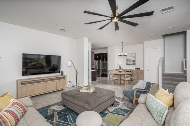 Photo - 17674 N 77th Pl