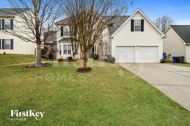 Building Photo - 128 Madelia Pl