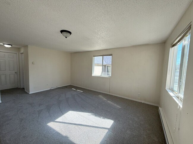 Photo - COZY 2 BEDROOM & 1 BATHROOM HOME Unidad #8