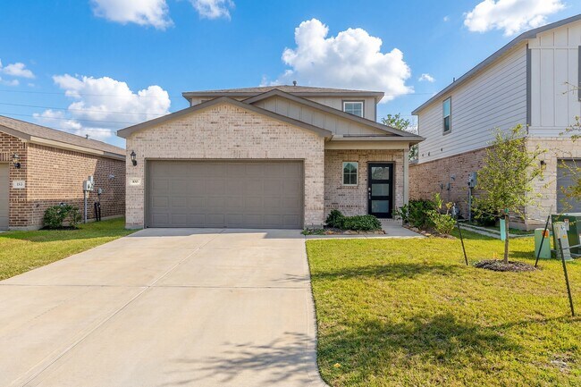 Photo - 100 Ashe Juniper Wy