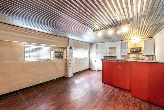 Photo - 311 Eureka Aly Unit A