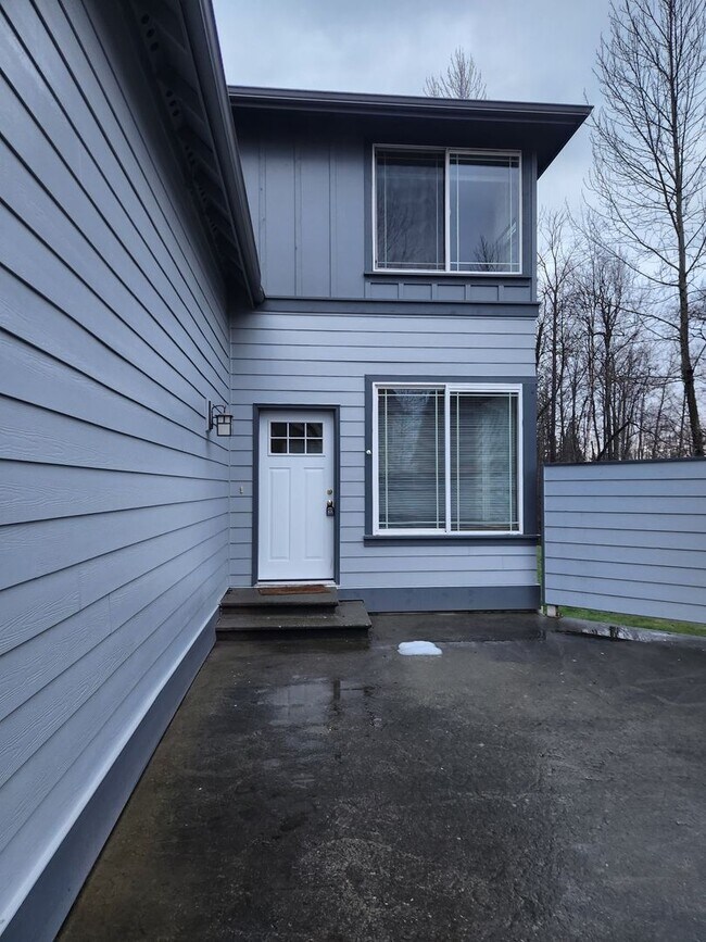 Photo - 6216 Malloy Ave