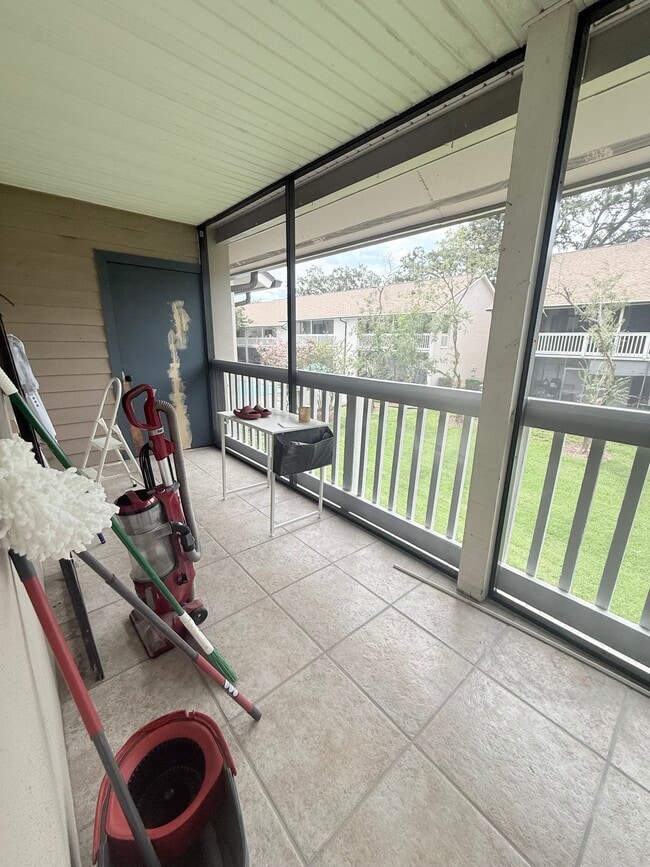 Building Photo - 3714 Greenery Ct Unit 214