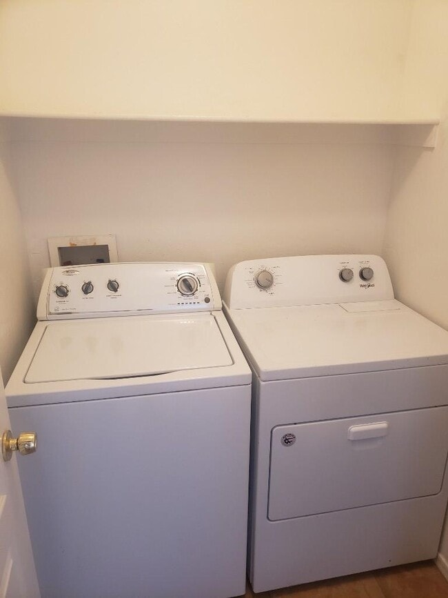 Photo - N Sunshine Blvd