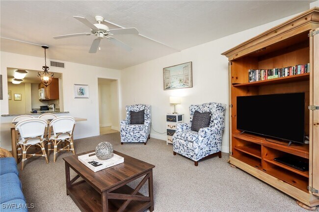 Photo - 11 Bluebill Ave Unit 103