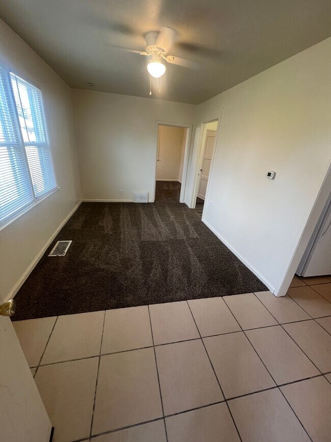 Photo - 540 W Wyeth St Unit 542 W Wyeth