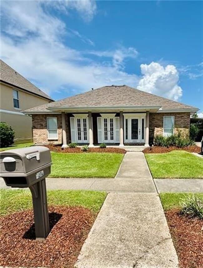 Building Photo - 3212 Debouchel Blvd Rental