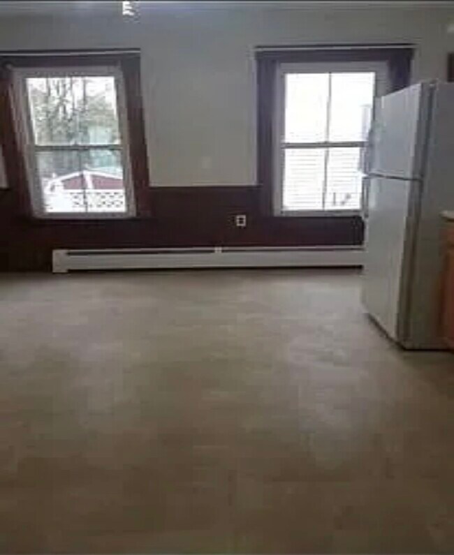 Photo - 77 Greeley St Unit 1