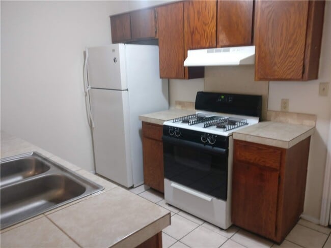 Photo - 665 N Betty Jo Dr