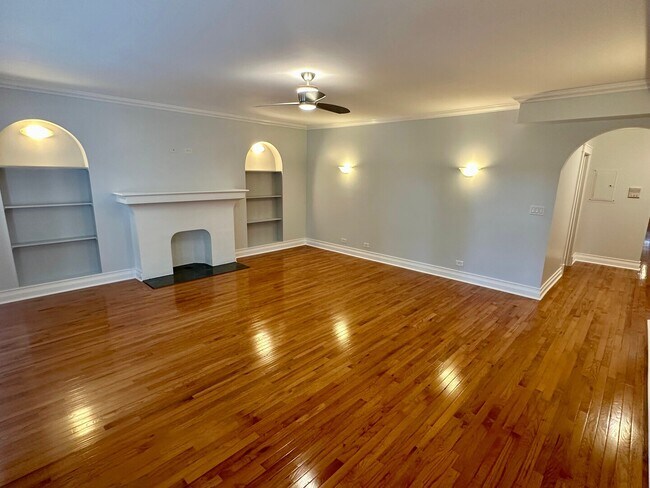Photo - 2310 W Farwell Ave Unit 2W