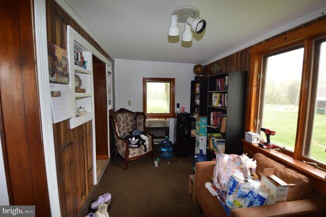 Photo - 308 W Ridge Rd