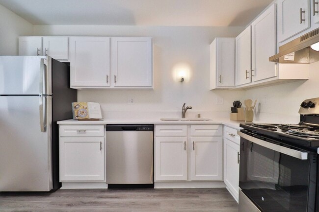 Photo - Country Oaks Apartments