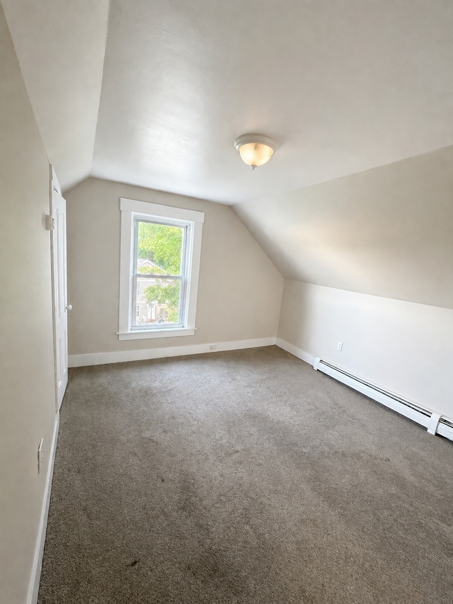 22 Mill St Unit 2