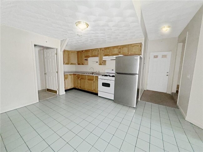 55 Beach St Unit 1B2