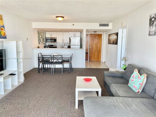 Photo - 7601 E Treasure Dr Unit 1906