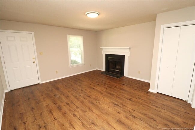 Photo - 3905 Lexington Dr