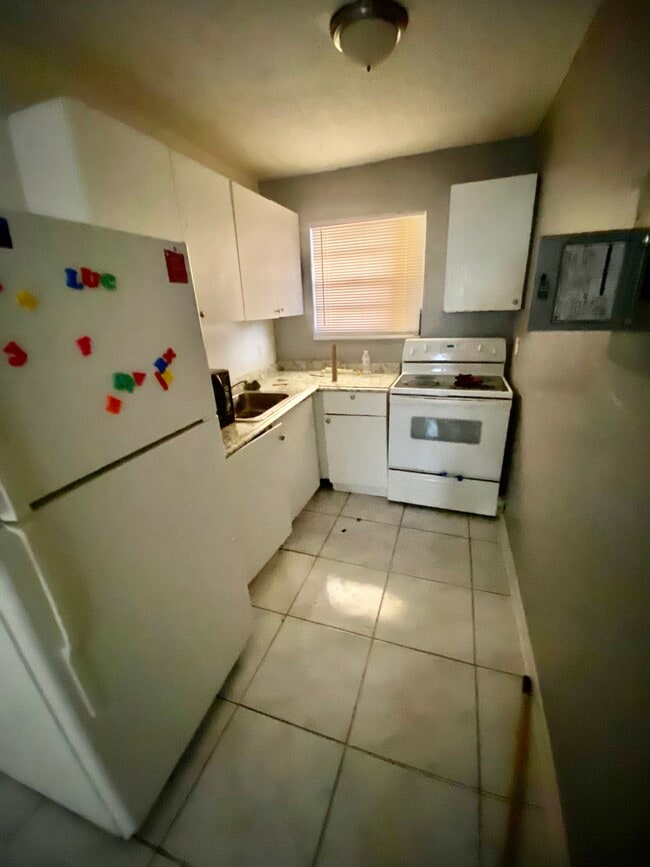 Cocina - 13550 NE 10th Ave Unidad 10