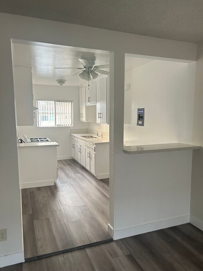 Photo - 821 Glenway Drive