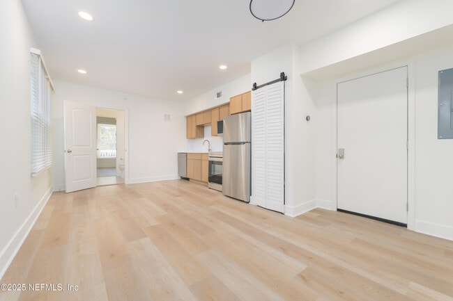Photo - 1628 Walnut St Unit 2