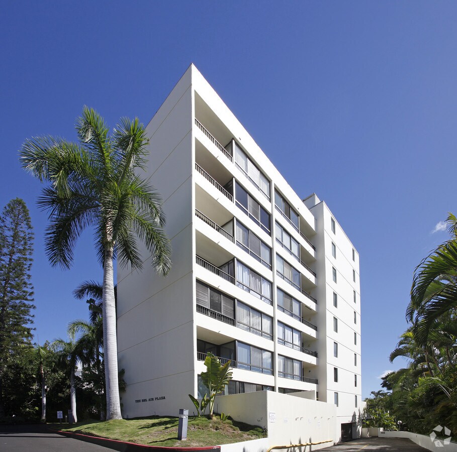 Photo - The Bel-Air Plaza