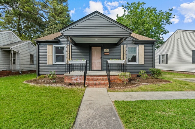 Photo - 1004 Tuscarora Ave