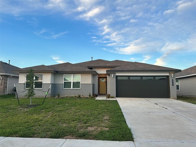 Building Photo - 6823 Dell Vista Drive