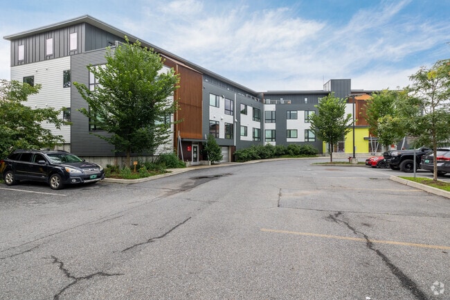 One Lakeview Exterior - ONE Lakeview