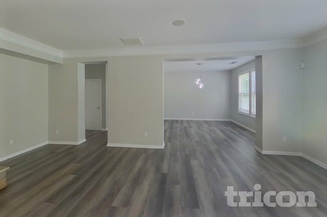Photo - 7457 Mistydawn Dr