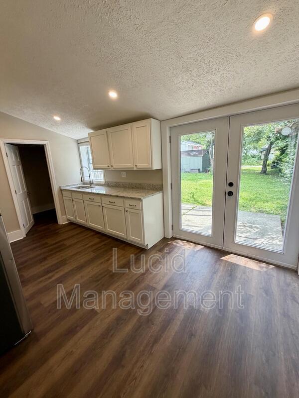 Photo - 1808 Culbertson Ave