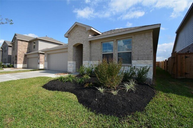 Photo - 15310 Dinnet Berm Dr