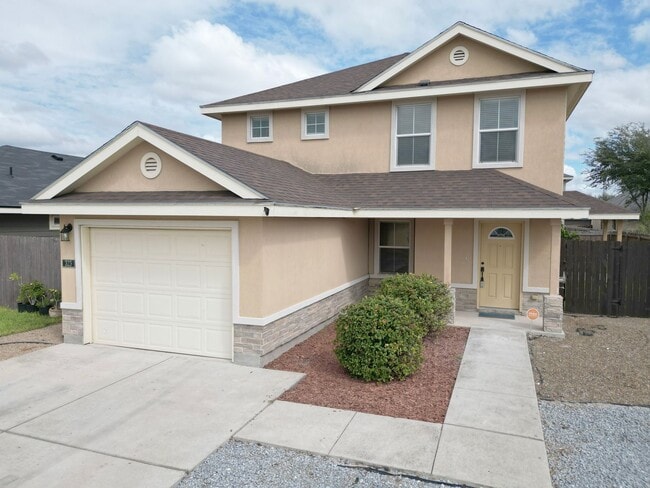 Building Photo - Beautidul 3bed/2.5 bath House in Edinburg. Don't Miss Out!