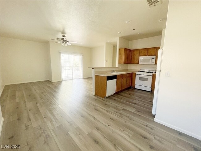 Photo - 5945 Palmilla St