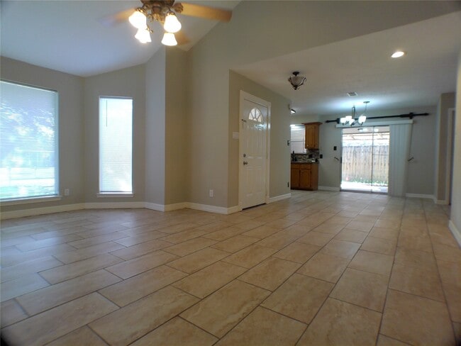 Building Photo - 4422 Haiti Ln