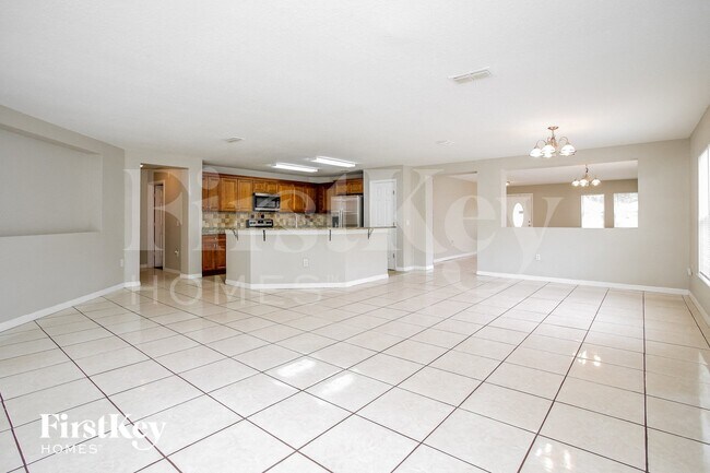 Photo - 1932 Michigan Ct