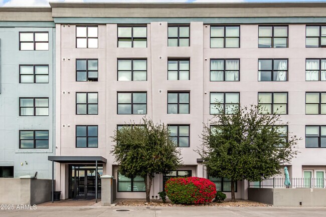 Photo - 535 W Thomas Rd