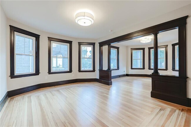 Photo - 65 Burton St Unit 2