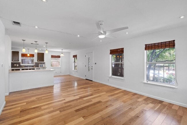 Photo - 1211 Delano St