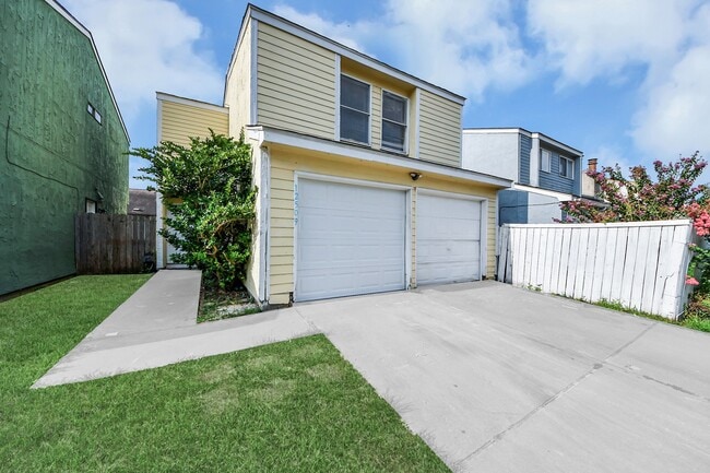 Photo - 12509 Pebblestone St