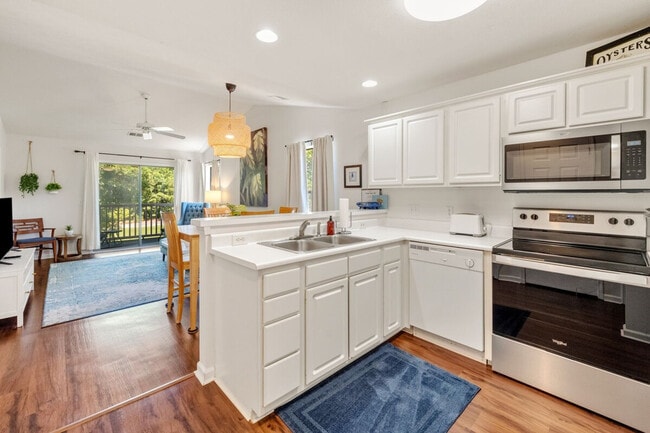 Photo - 598 Blue Stem Dr Unit ID1253408P