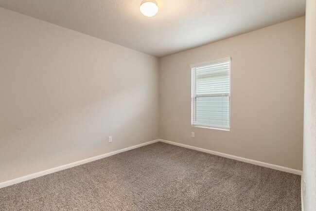 Photo - 13630 Mineral Wl