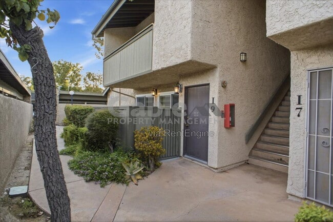 Building Photo - 25825 Tournament Rd Unit Apartment I9