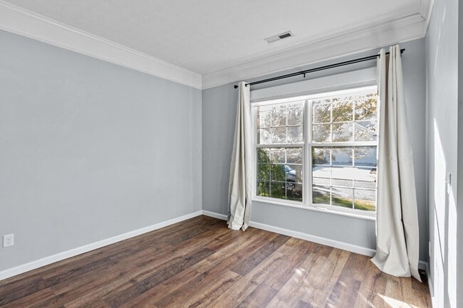 Photo - 6140 Ashtead Dr