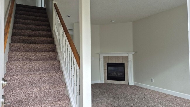 Photo - 3 Bedroom 2.5 Bath Town-Home in Gresham ne...