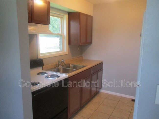 Photo - 5921/5923 East Braddock Avenue