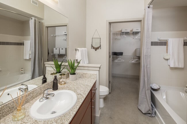 Lakeshore Lofts apartments — community photo