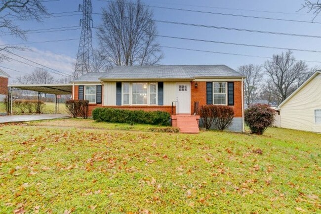 Building Photo - Beautiful Donelson Home in Great Location ...