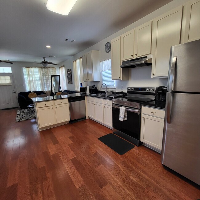 Photo - 6226 Lafaye St