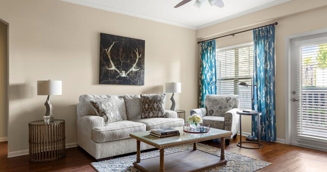 Claiborne Crossing Apartments